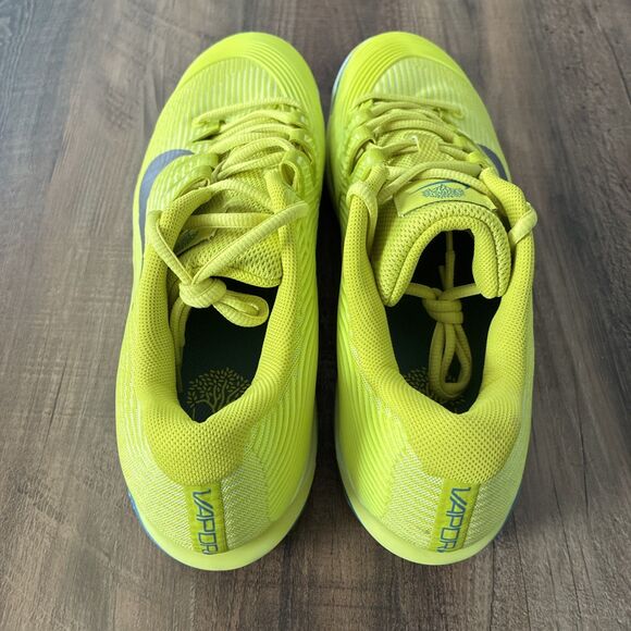 Nike Court Air Zoom Vapor 12 Premium HC Men Size 13 Tennis Shoe Volt HF7827-300